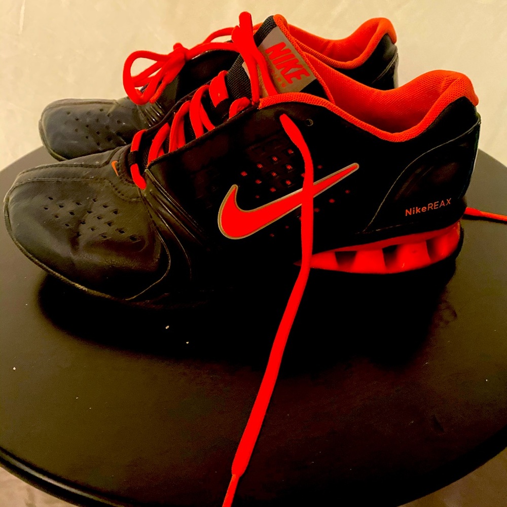 Women’s nikes
